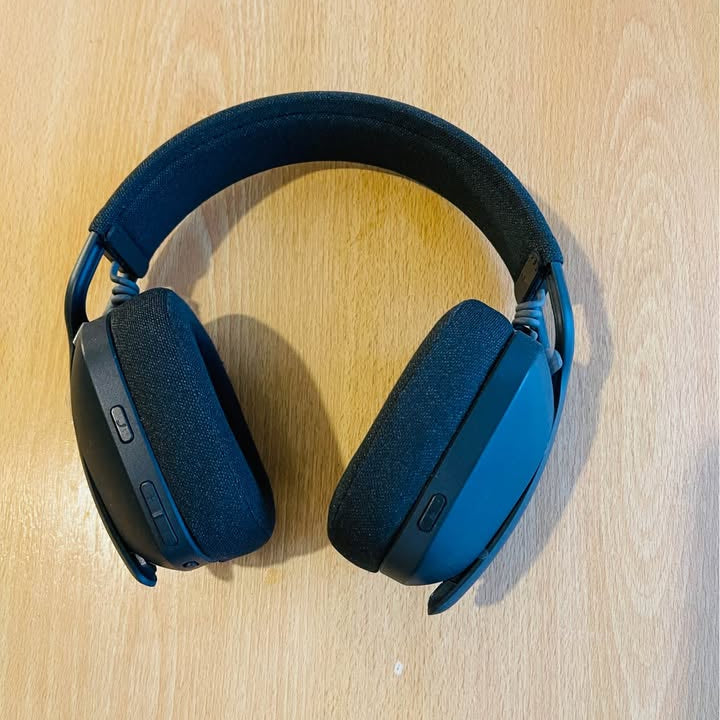 Logitech Zone Vibe 100 Wireless Headphones